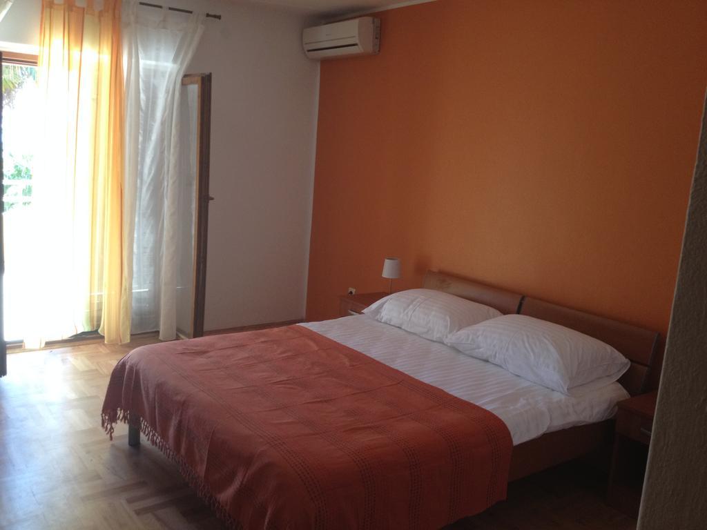 Appartement & Ana Sukošan